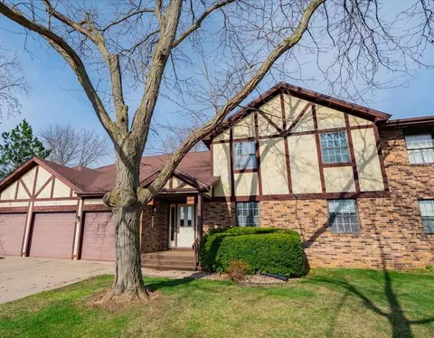 115 Ash St, Sauk City, WI 53583