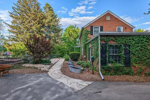 4911 Hammersley Rd, Madison, WI 53711