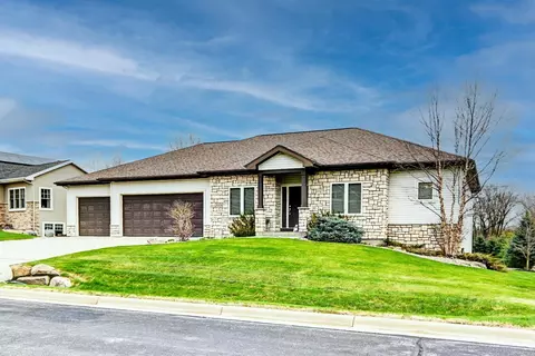 7715 Indigo Dr, Deforest, WI 53532