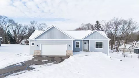 297 Teri Lee Ln, Orfordville, WI 53576