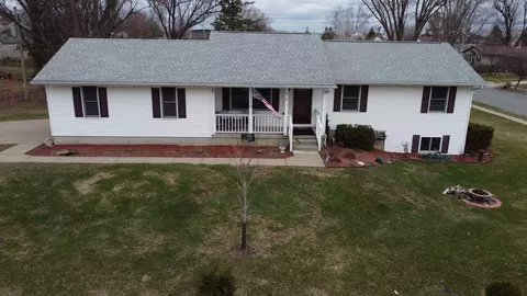 219 Vine St, Mauston, WI 53948