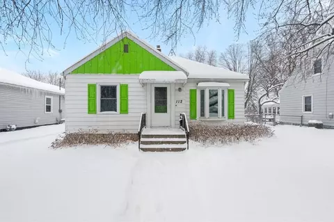 112 S John St, Neenah, WI 54956