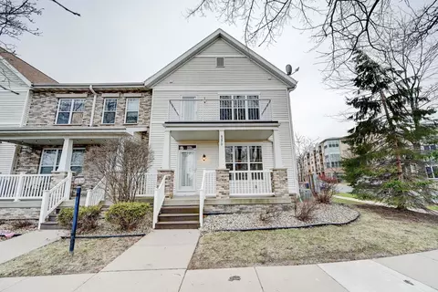 8270 Starr Grass Dr, Madison, WI 53719