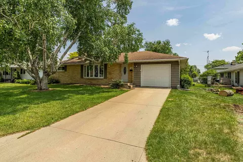 1458 29th Ave, Monroe, WI 53566