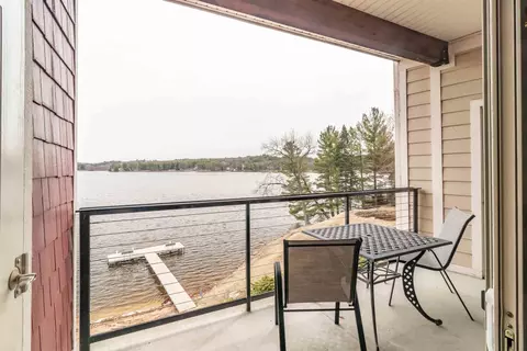 680 E Hiawatha Dr #416, Wisconsin Dells, WI 53965