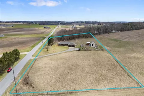 7415 Norway Rd, Deforest, WI 53532