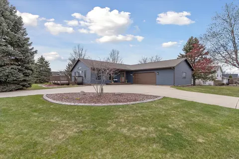 1532 E Stratford Dr, Beloit, WI 53511