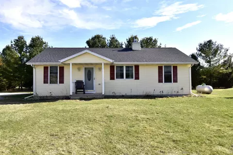 w7081 Hogsback Road, Juneau, WI 53039