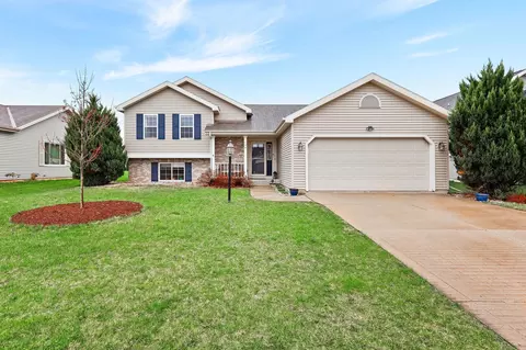132 Cedar St, Brooklyn, WI 53521