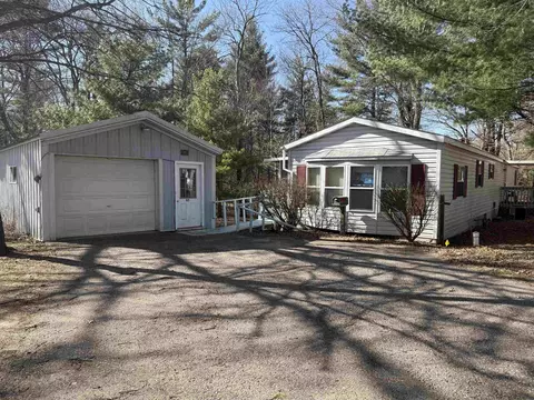 97 Woodland Dr, Wisconsin Dells, WI 53965