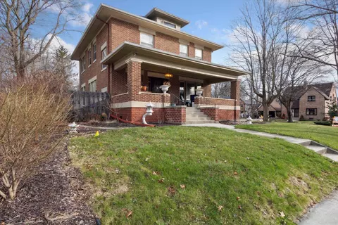 827 E Court St, Janesville, WI 53545
