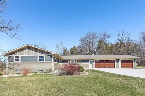 n3759 Airport Road, Cambridge, WI 53523