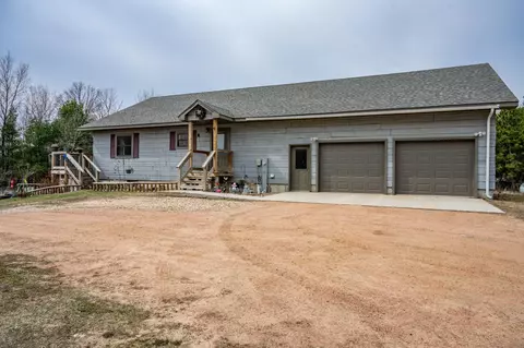969 Dyke Ave, Adams, WI 53910