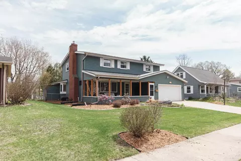 471 Presidential Ln, Madison, WI 53711