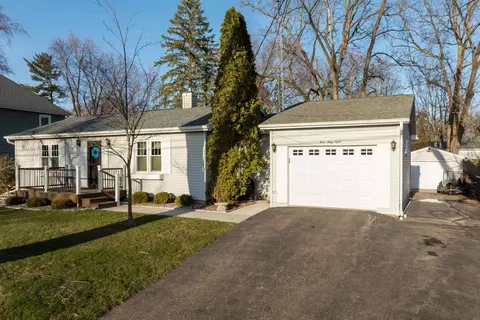 468 Lake St, Green Lake, WI 54941