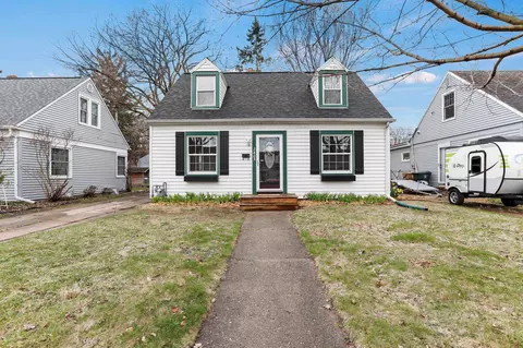 2405 Myrtle St, Madison, WI 53704