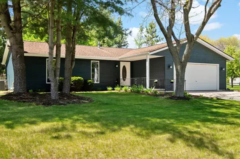 1313 Commonwealth Dr, Fort Atkinson, WI 53538