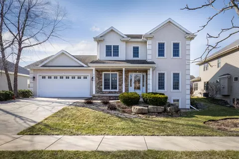 5655 Silver Oak Dr, Fitchburg, WI 53711