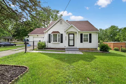 4202 School Rd, Madison, WI 53704