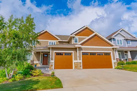 1011 Waterford Ln, Waunakee, WI 53597