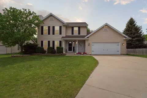 178 Weybridge Dr, Sun Prairie, WI 53590