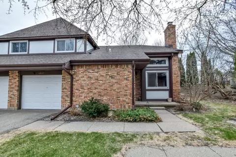 1206 N Gammon Rd, Middleton, WI 53562