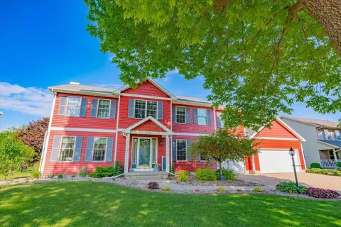 1834 Wallinford Dr, Sun Prairie, WI 53590