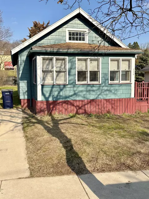 534 Williams St, Janesville, WI 53545