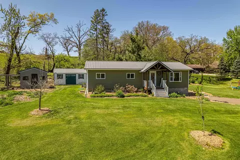 108 Lien Ct, Blanchardville, WI 53516