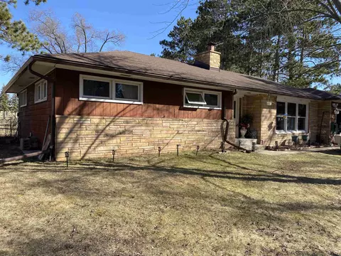 211 2nd St, Lake Delton, WI 53940