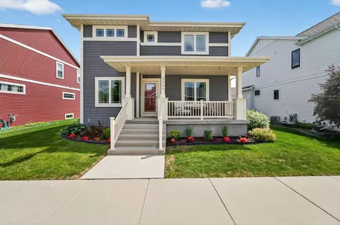 3247 Prospect Dr, Sun Prairie, WI 53590