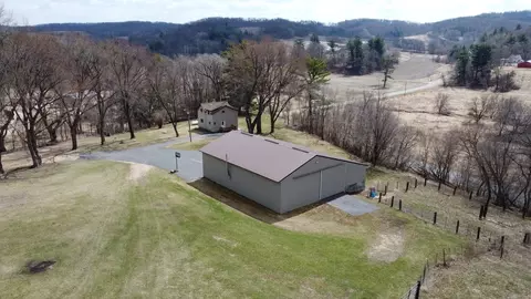 w9604 County Road O, Elroy, WI 53929