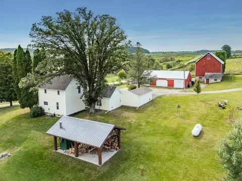 s617 County Road G, Wonewoc, WI 53968