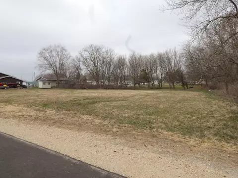 715 W Florence St, Livingston, WI 53554