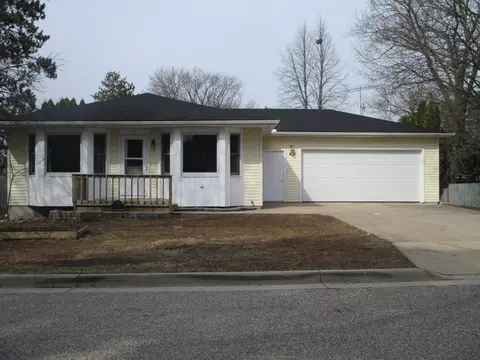 43 Fern Dr, Montello, WI 53949