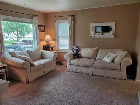 235 Weis Ave, Fond Du Lac, WI 54935