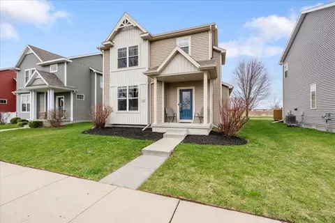 1130 Okeeffe Ave, Sun Prairie, WI 53590