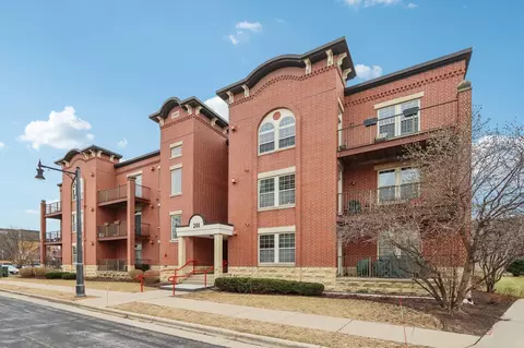 201 E Lane St #206, Sun Prairie, WI 53590
