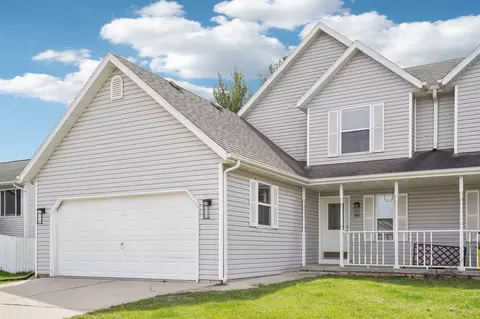 219 Division St, Brooklyn, WI 53521