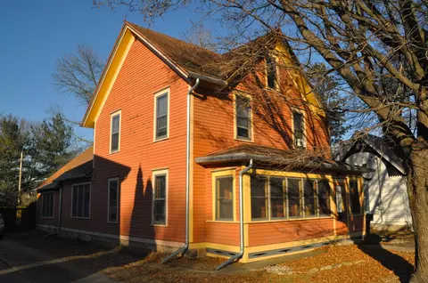 334 N Cincinnati St, Spring Green, WI 53588