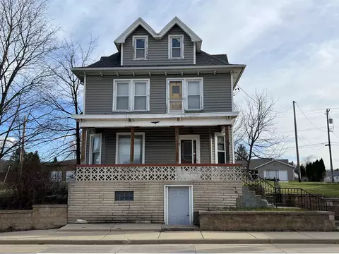 2023 Main St, Cross Plains, WI 53528