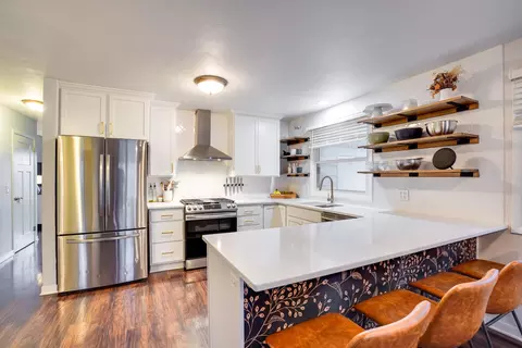422 Wilson St, Sun Prairie, WI 53590
