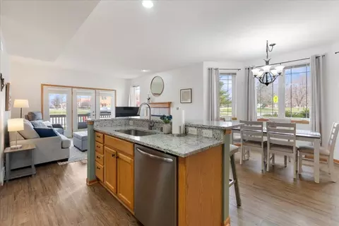 3425 Keswick Ct, Madison, WI 53719