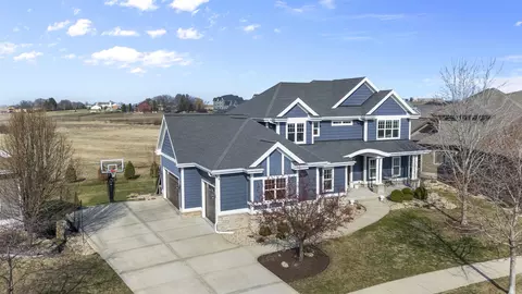 1115 Guinness St, Waunakee, WI 53597