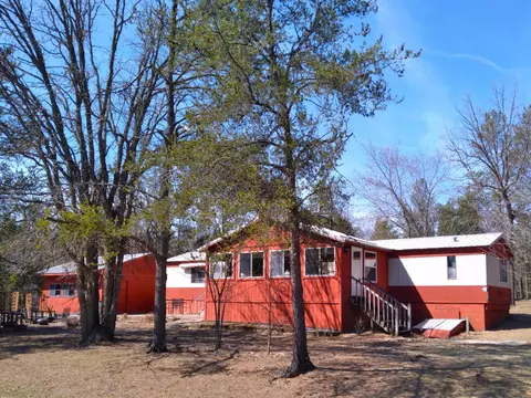 1600 Hornet Trl, Nekoosa, WI 54457