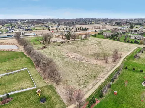 7672 W Mineral Point Rd, Verona, WI 53593
