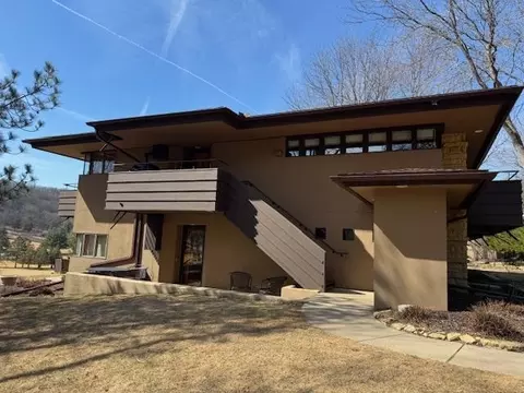 302 Springs Dr #C,, Spring Green, WI 53588