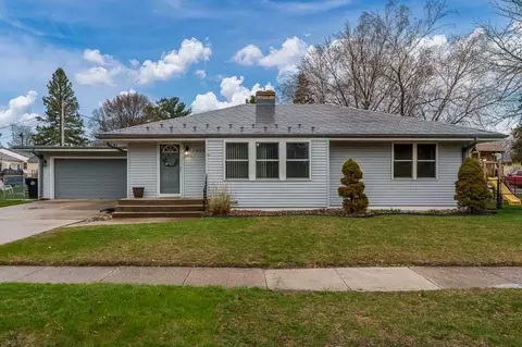 1638 Campus Dr, Beloit, WI 53511