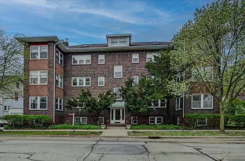480 N Baldwin St #2, Madison, WI 53703