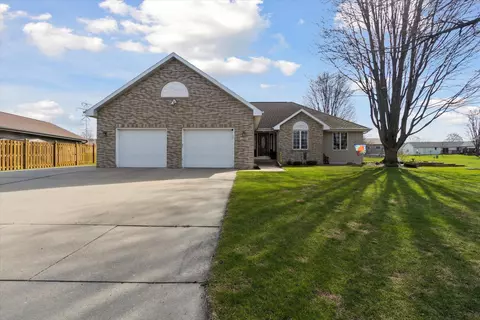 118 Winesap Dr, Janesville, WI 53548